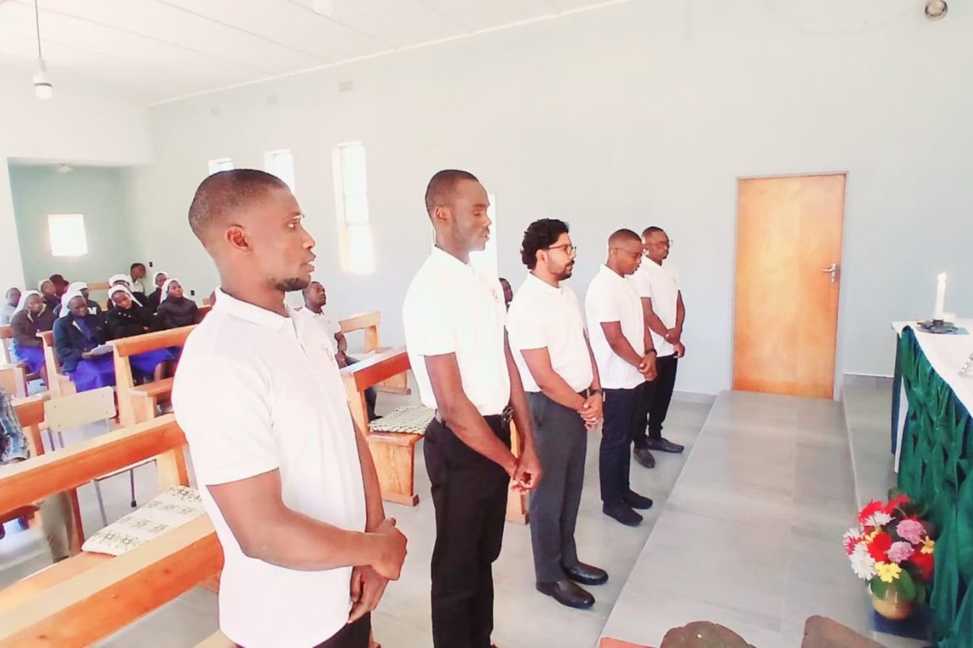 The five novices during the celebration in the chapel at Driefontein