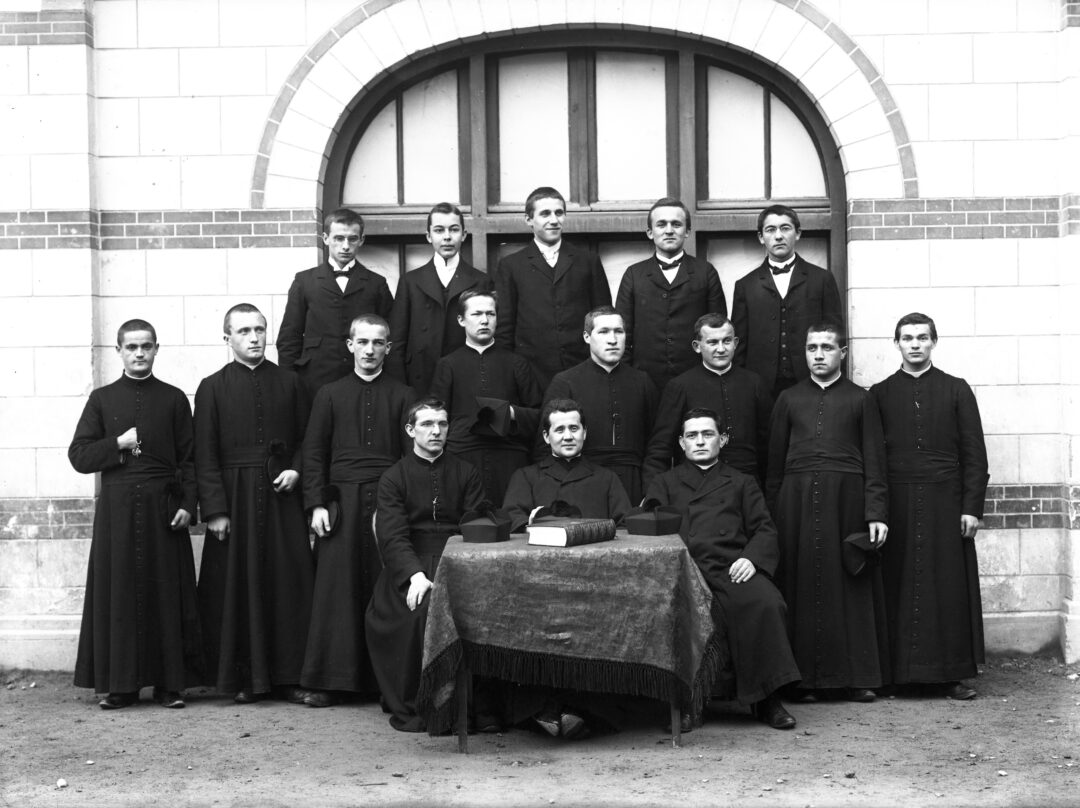 Students of the philosophy class from Pietro Bondolfi | Bethlehem Mission Society