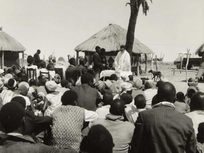 A local bride and groom at their wedding ceremony. (1968, location unknown, SMB archive) A local bride and groom at their wedding ceremony. (1968, location unknown, SMB archive)