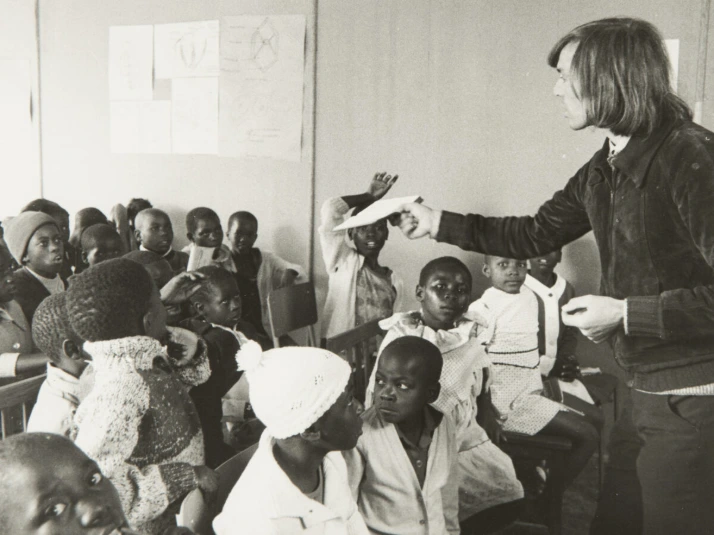 The parish priest Alex Stoffel teaching theology in Mkoba Township in Gwelo (now Gweru). (SMB archive) The parish priest Alex Stoffel teaching theology in Mkoba Township in Gwelo (now Gweru). (SMB archive)